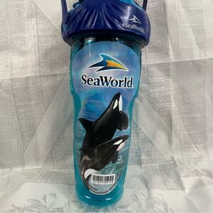 Sea World Shamu Orca Killer Whale Plastic Souvenir Tall Cup Bottle Straw Handle